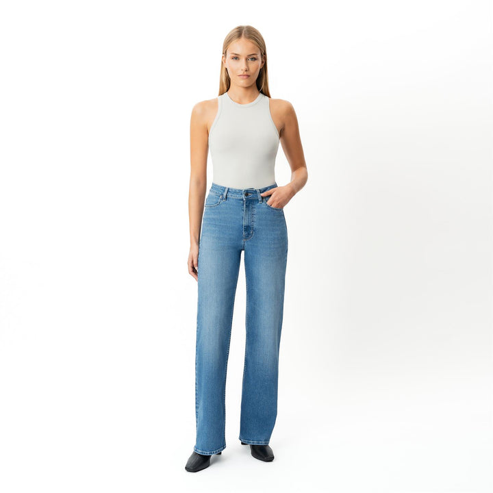 Relaxed Comfort Denim Jeans
