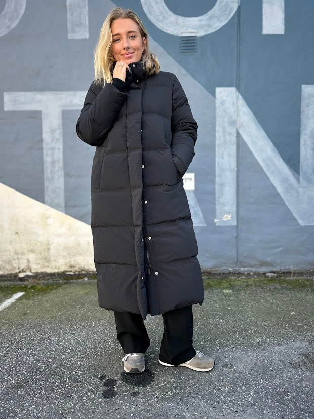 Sofie-Nita Redown Coat