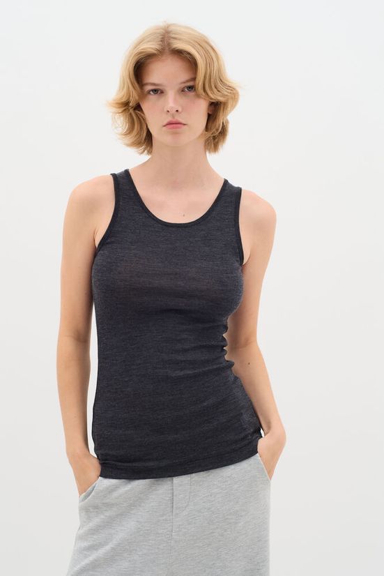 Fang Tank Wool