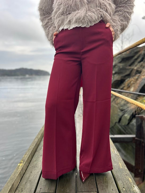 Briez Slit Pants