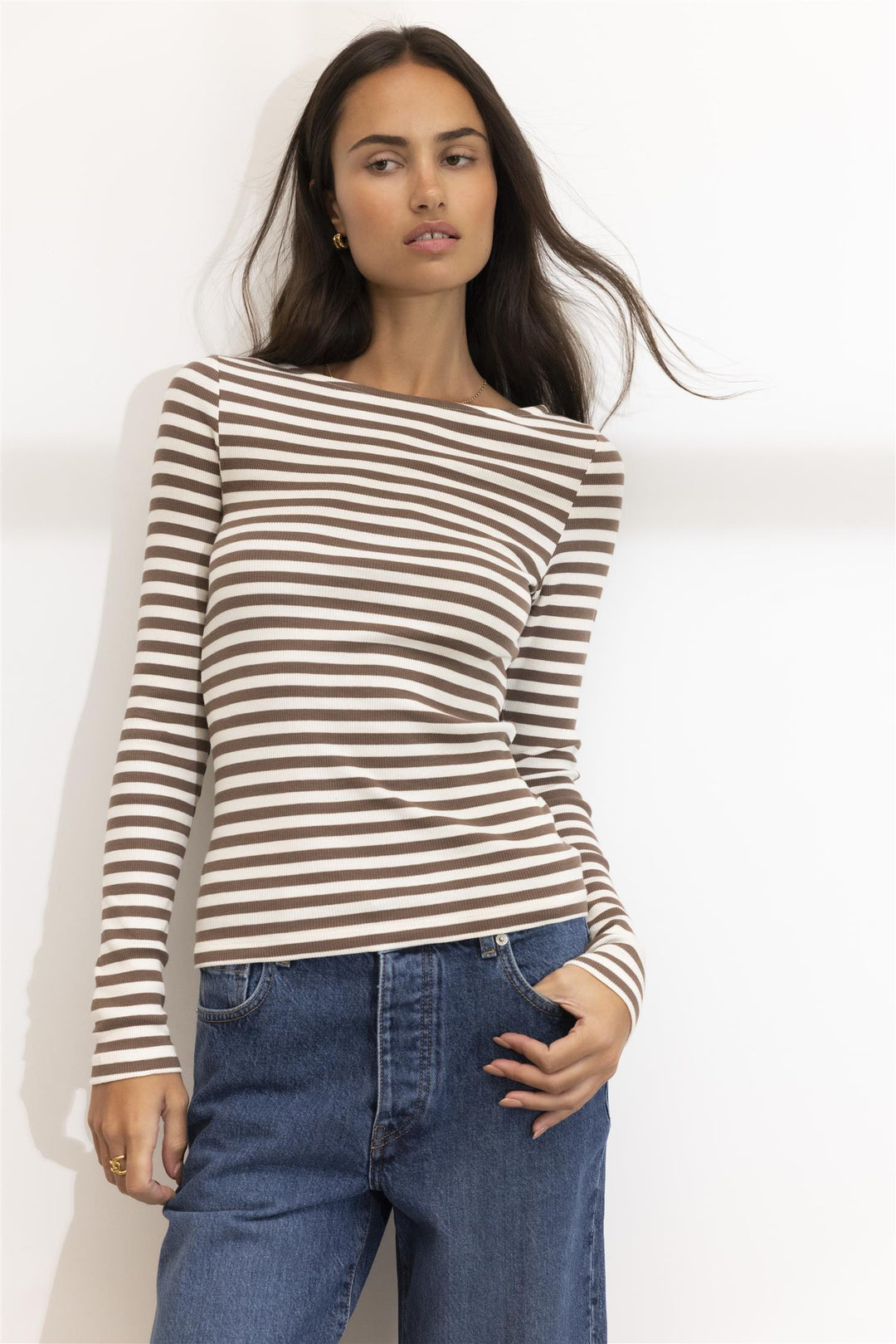 petronella rib boatneck brown stripe