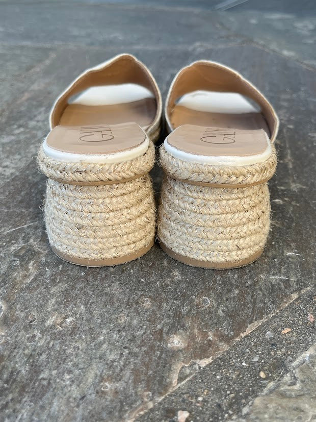 FIORA Cord.2UND