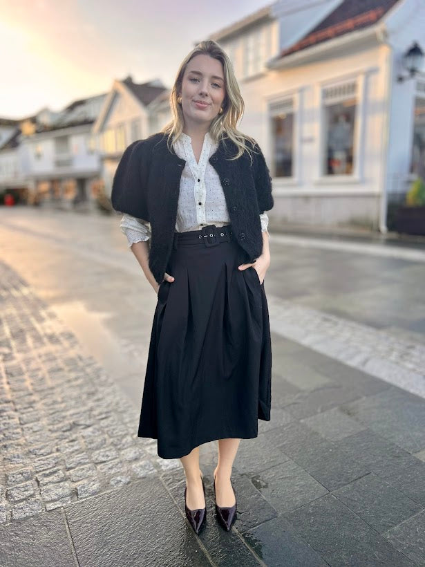 Luna Belt Midi Pleat Skirt