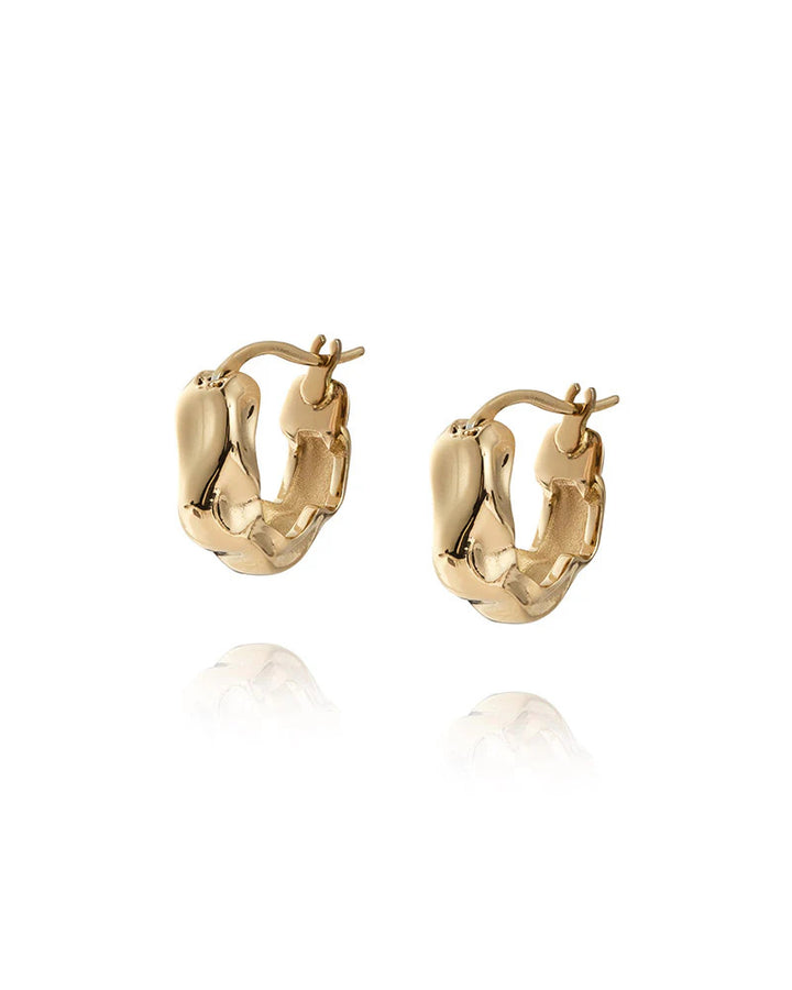 Wavy Bolded Mini Gullfarget Hoops