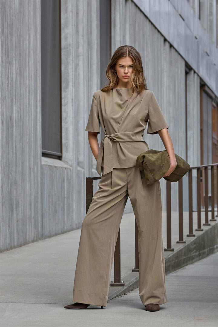 Melva Tie blouse faded khaki