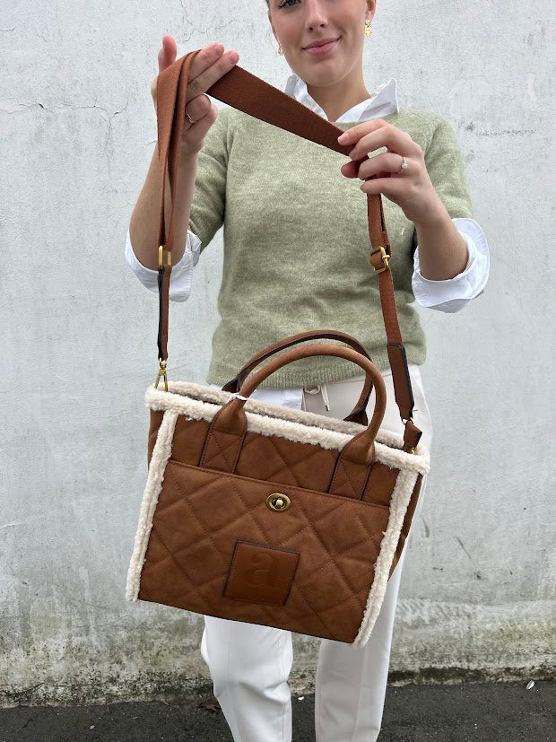 Darcy Mini Shearling