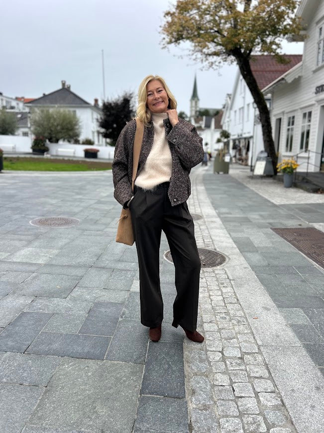 Dressed work pant brown