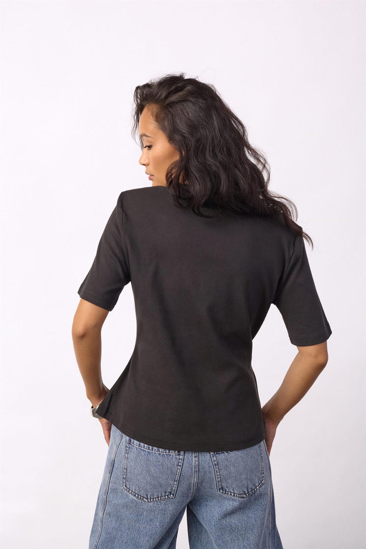 Oriane pleat tie tee black