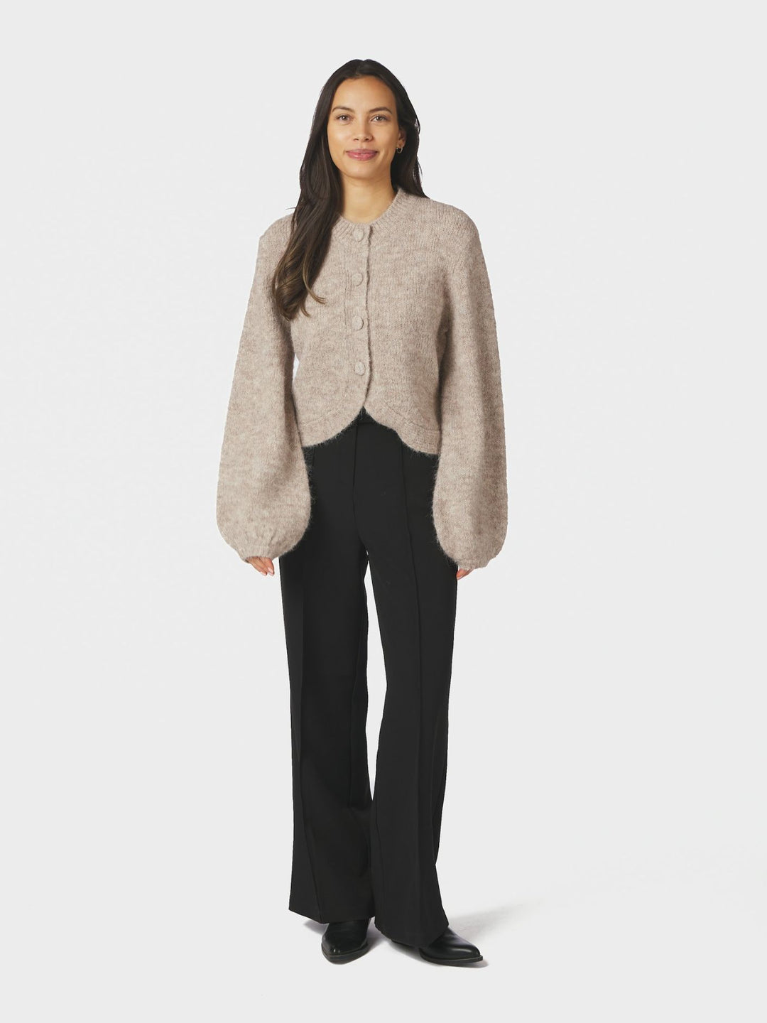 Gio fluffy knit cardigan beige