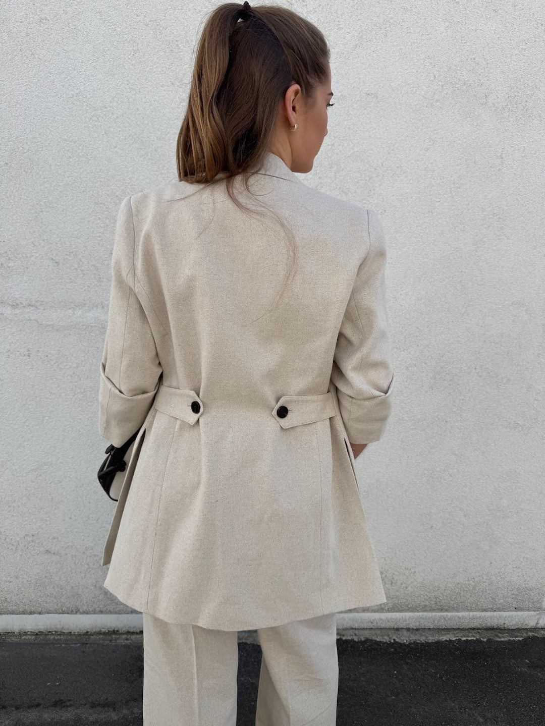 LeenaCC Linen Fitted Blazer