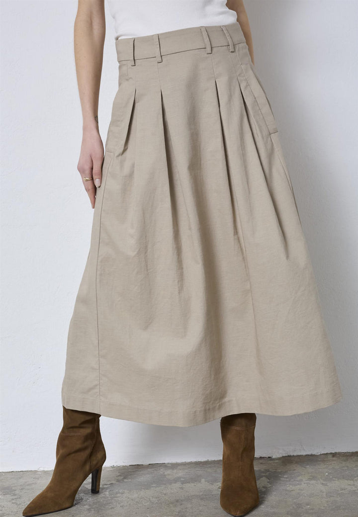 Leila Anya Pleat Skirt