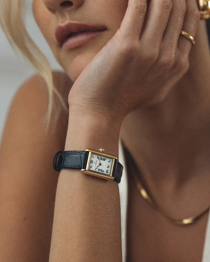 Timeless Black Leather 19x28 mm
