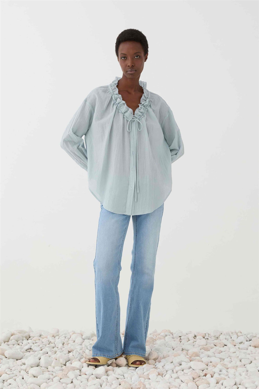 Blusa Ruffle celeste