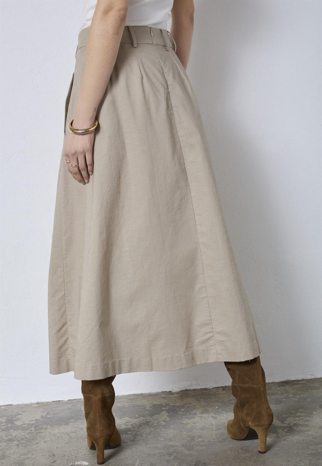 Leila Anya Pleat Skirt