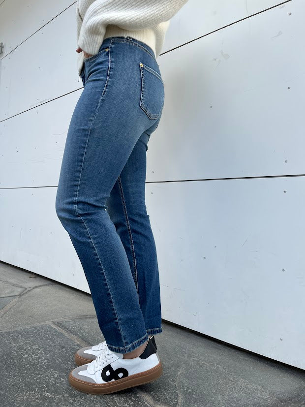 Piper Cropped