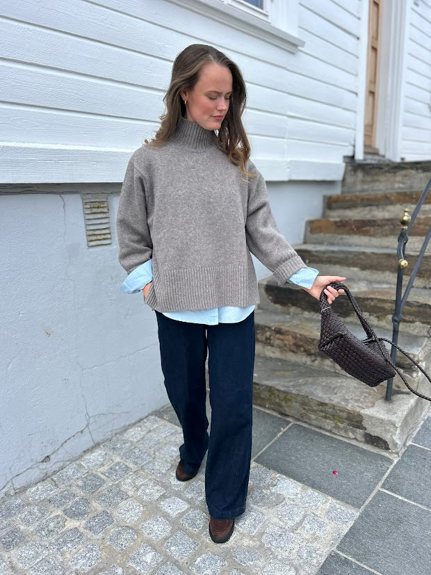 The lara pant dark blue