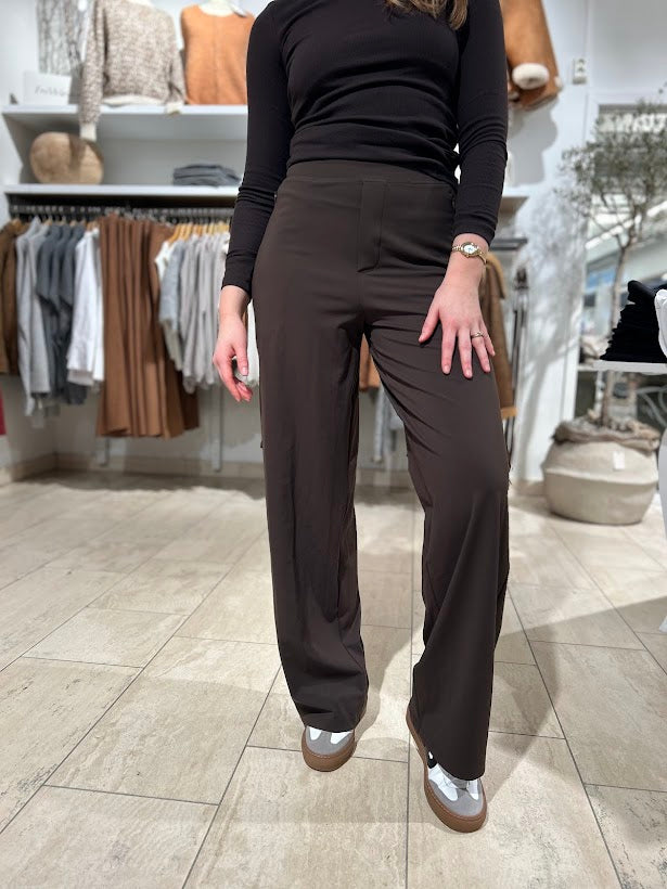 Asana Relaxed Straight Pant