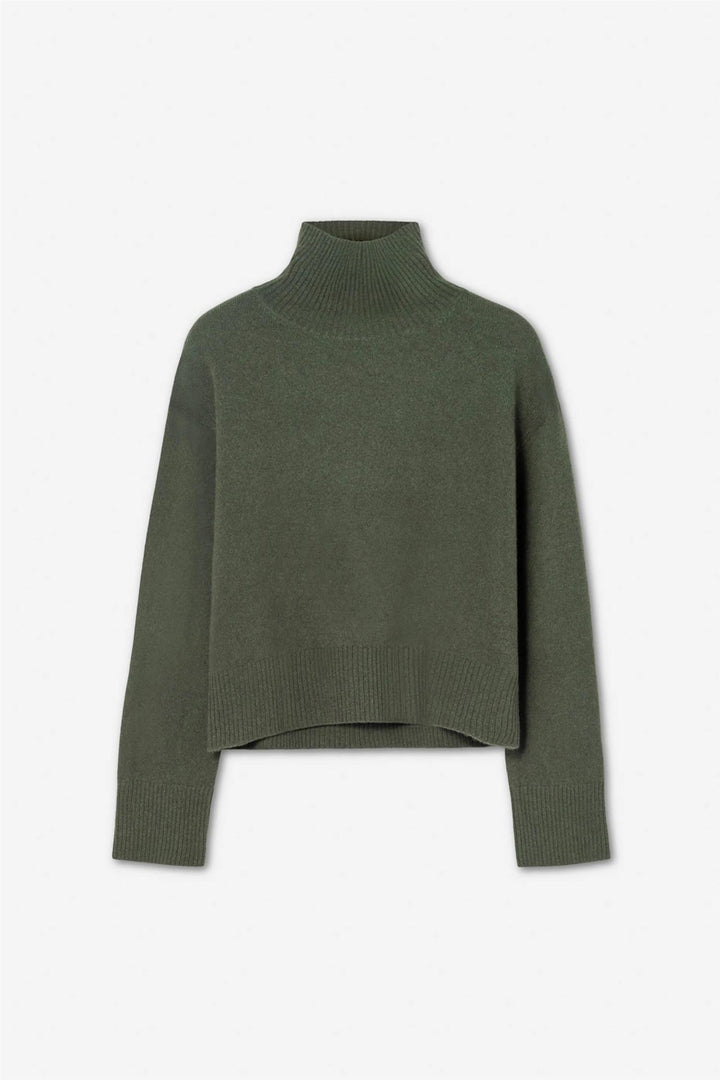 abigail knit olive