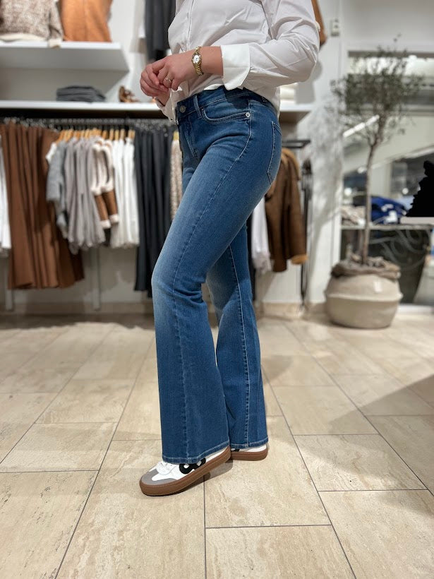 Paris flared jeans