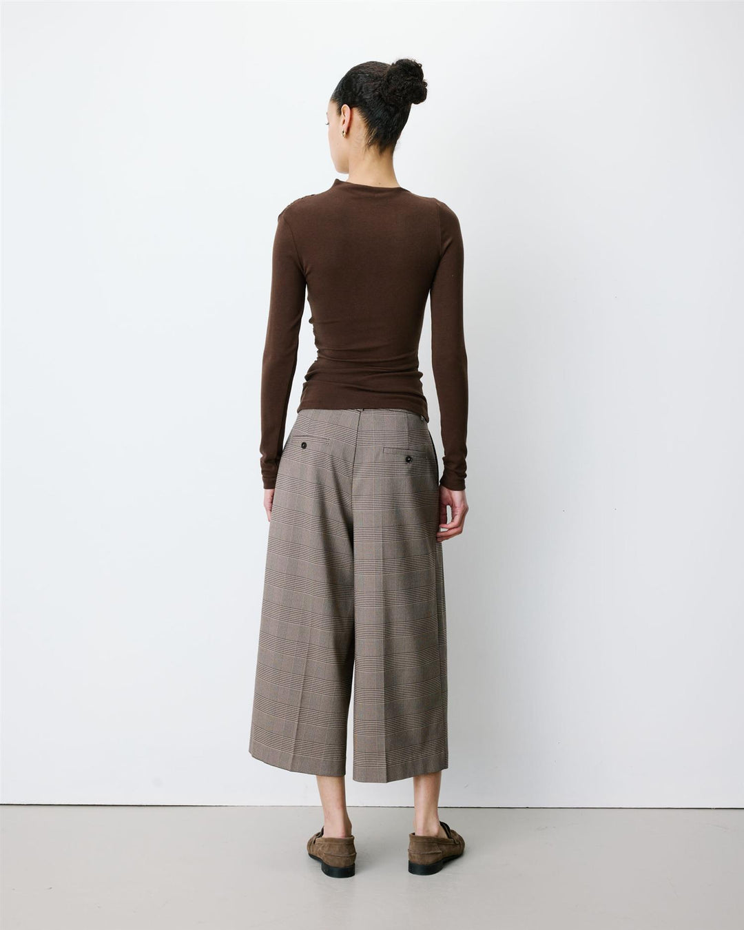 Aurygny Long sleeve asymmetric draped top