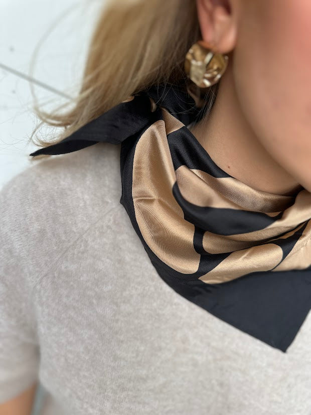 Rafiq Scarf Refined