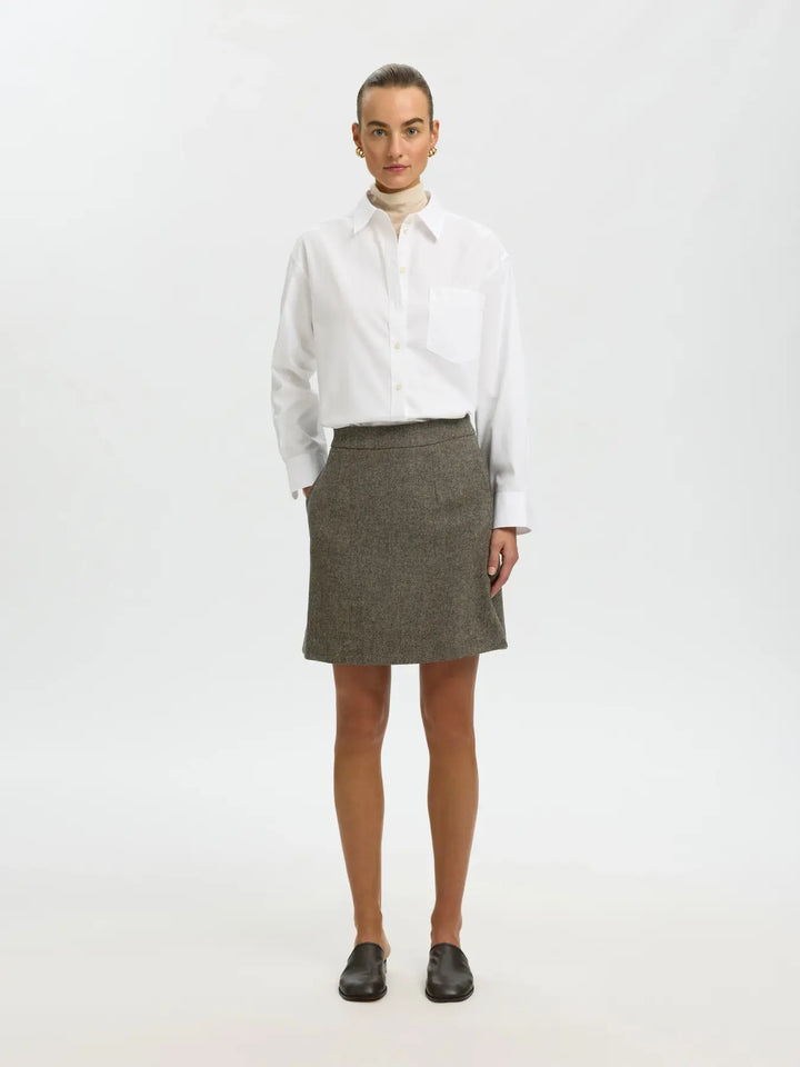 reeda wool blend short skirt brownie