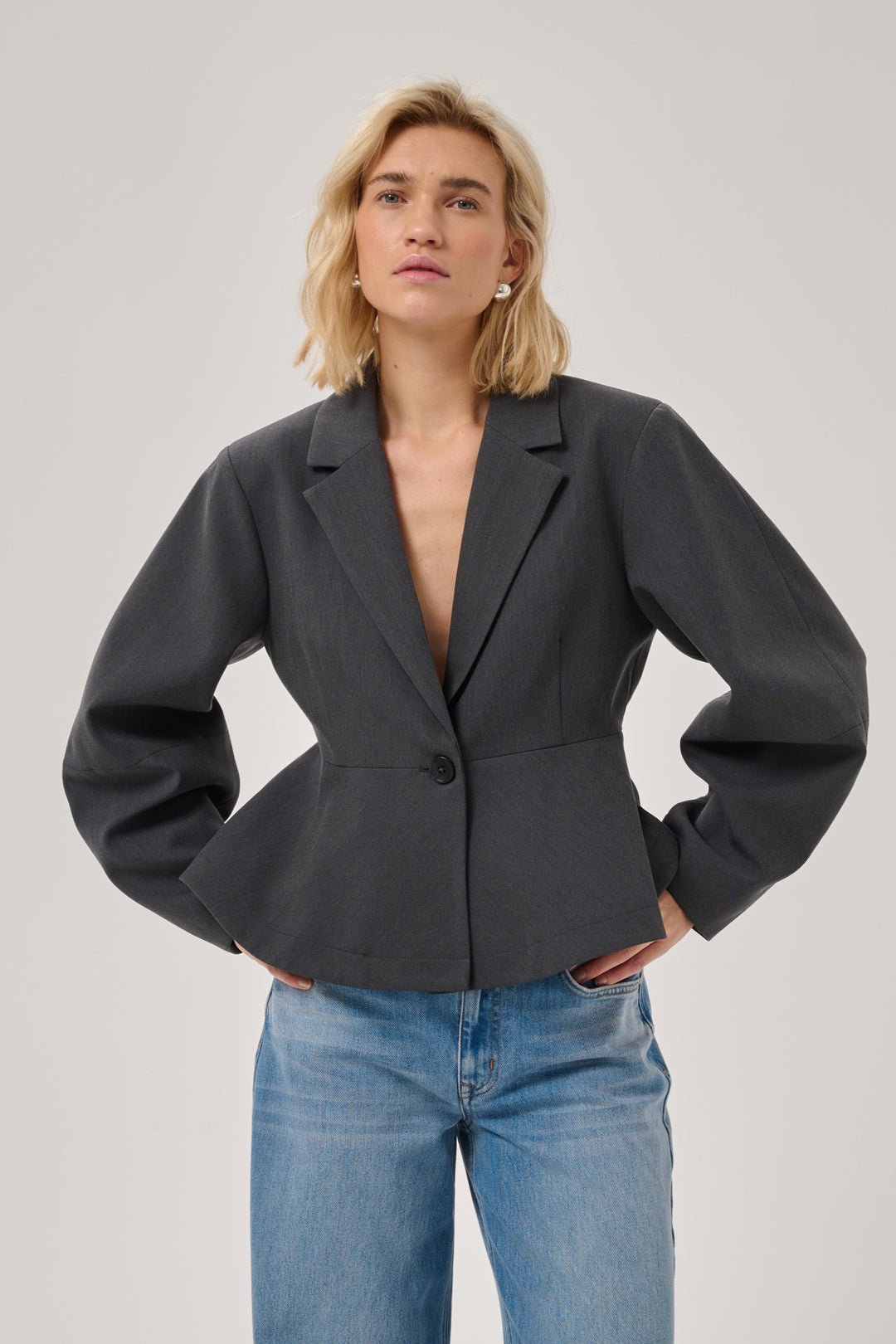 Evie shaped blazer dark grey