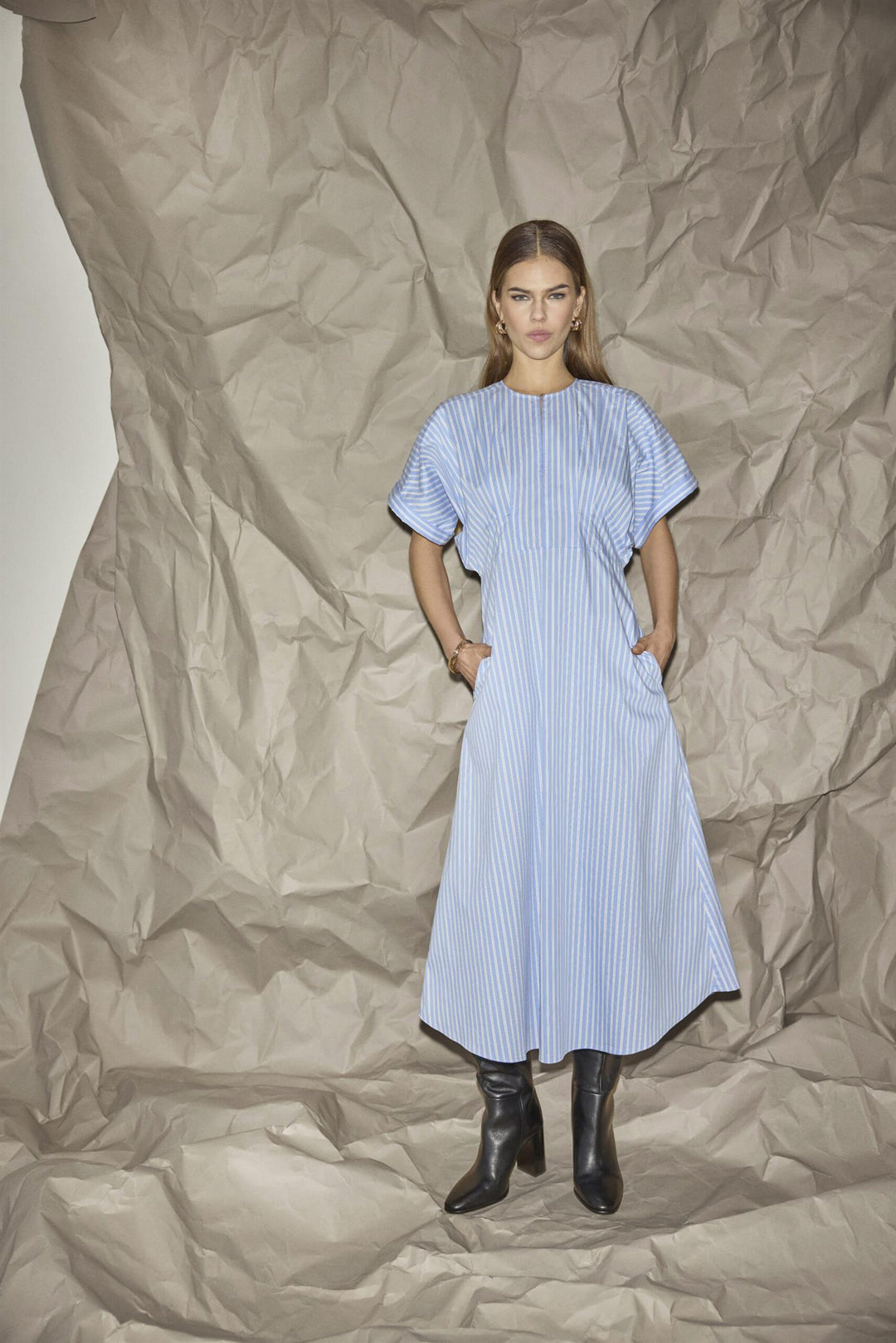 Kaio Stripete Kjole, pale blue