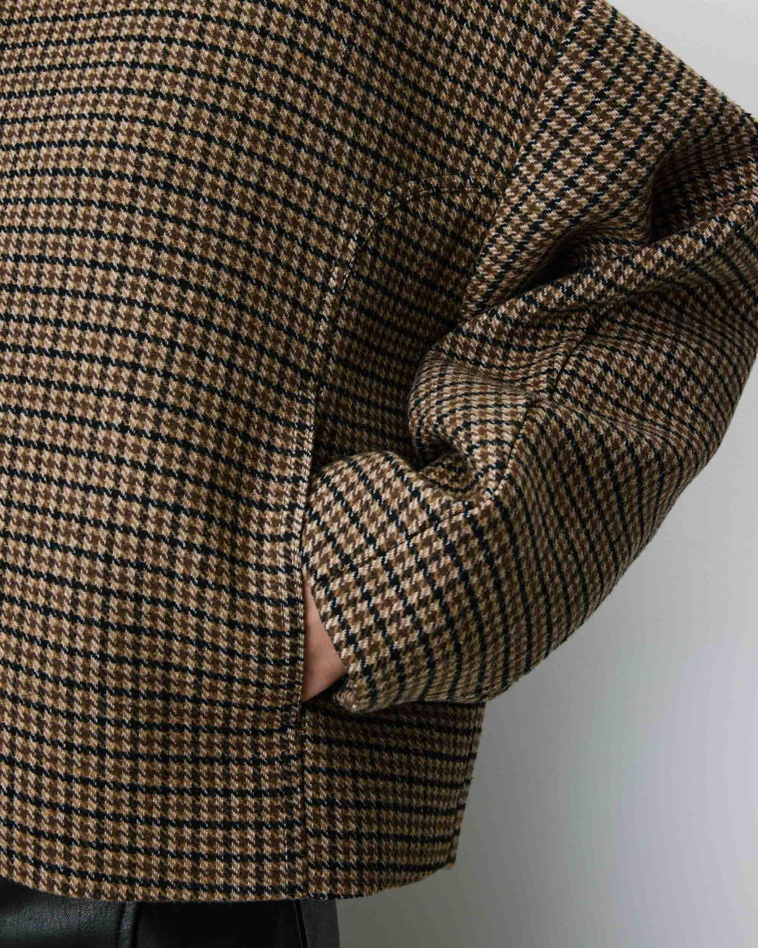 Arthur short houndstooth coat