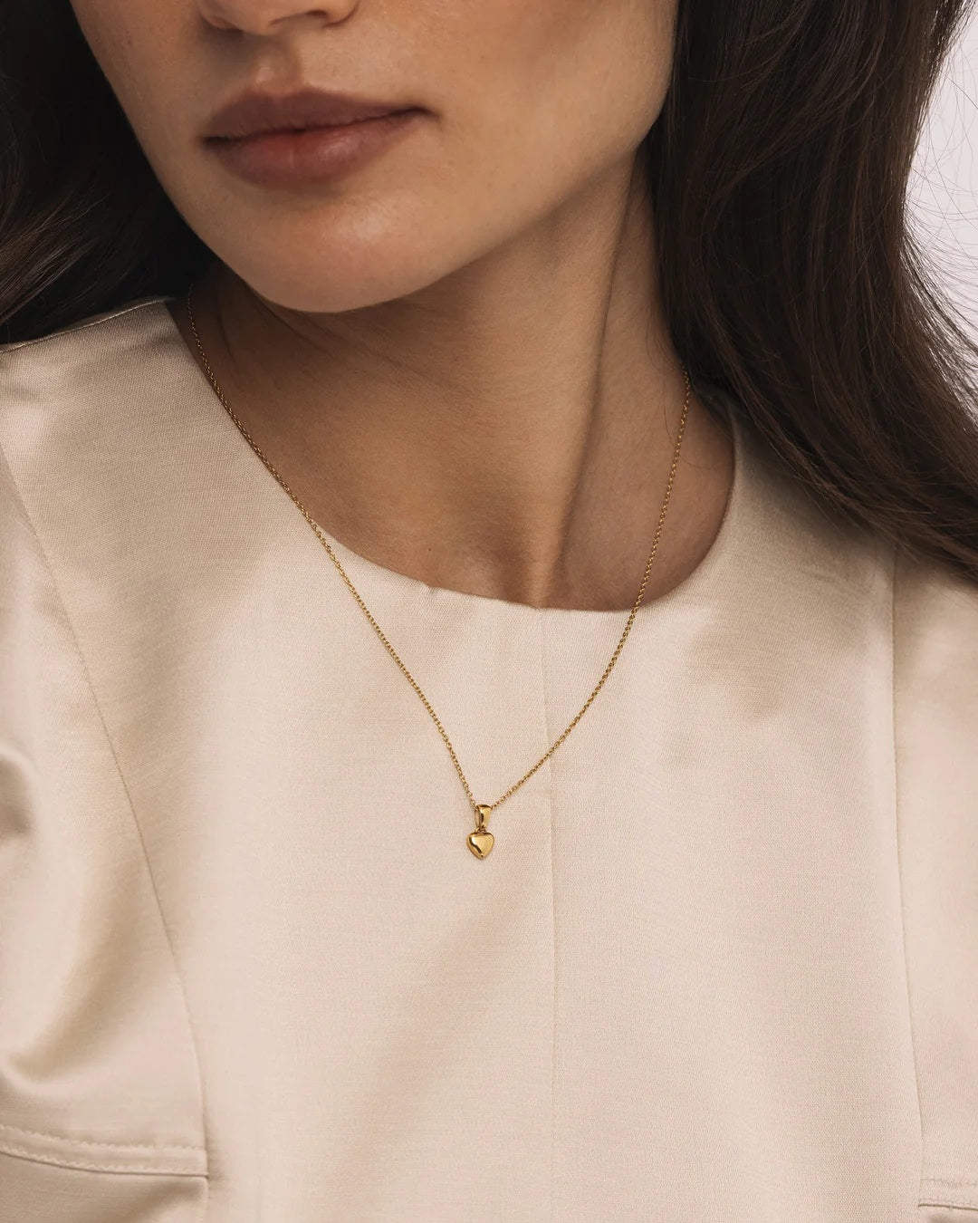 Sweetheart Gold Medium Necklace