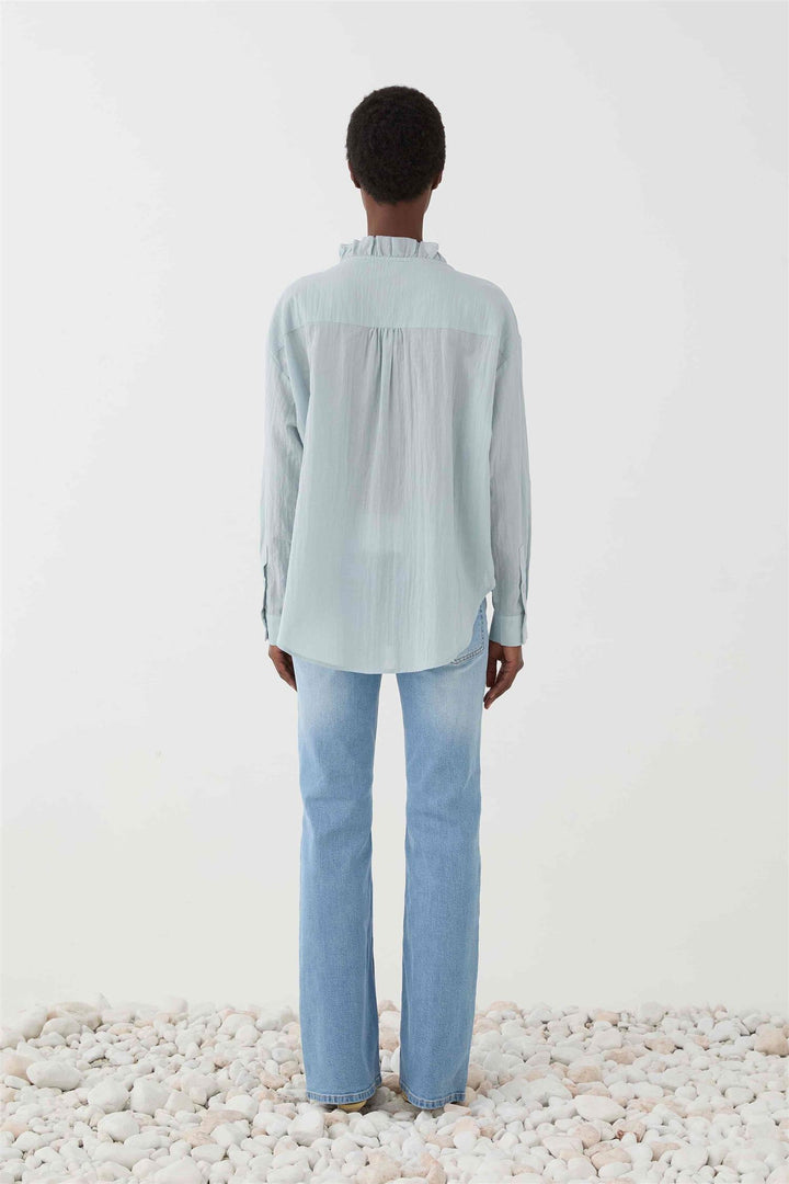 Blusa Ruffle celeste