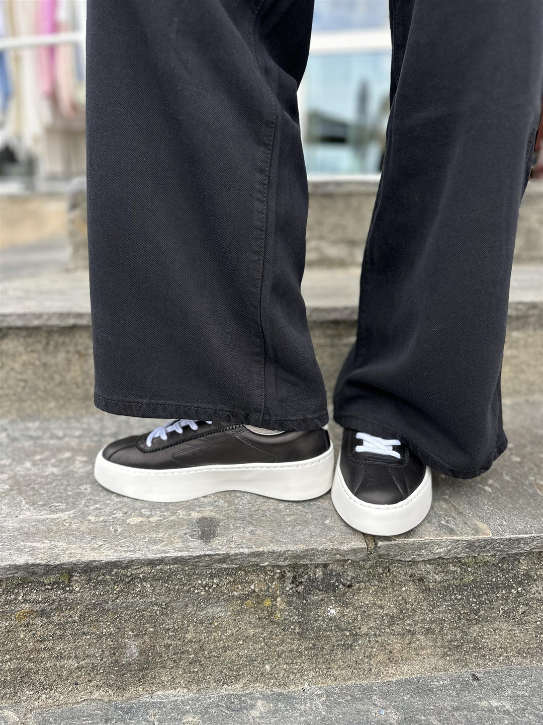 Saga suede
