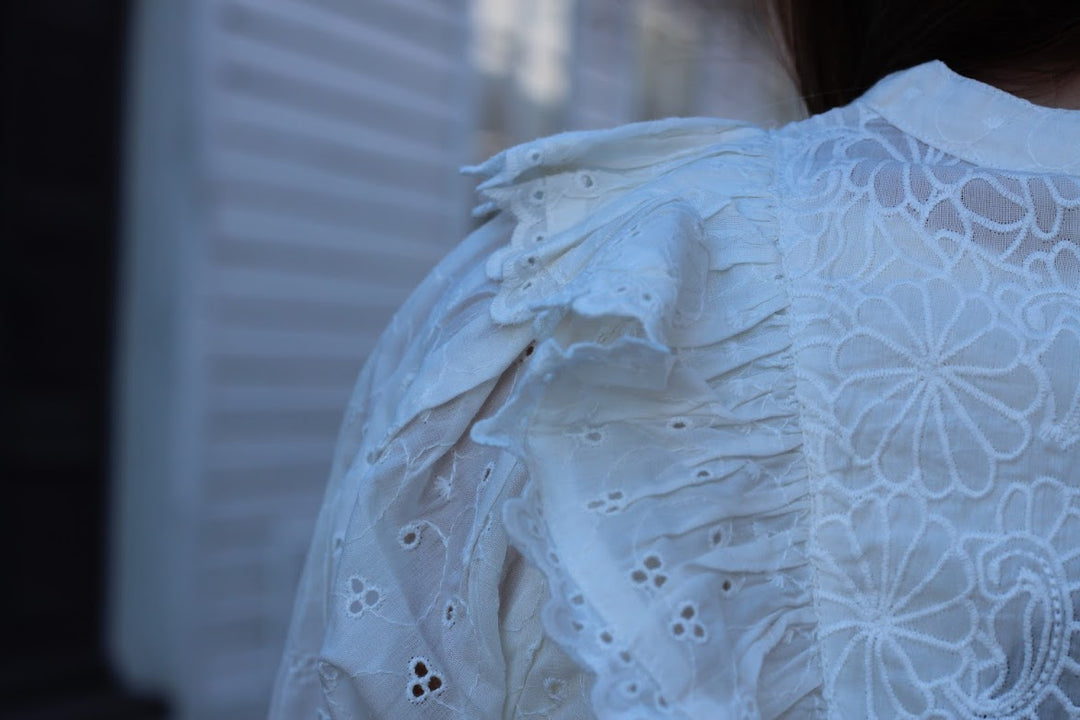 Broderie Anglaise skjorte