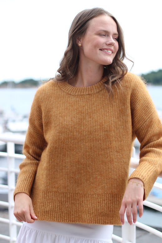 Brooky strikkegenser