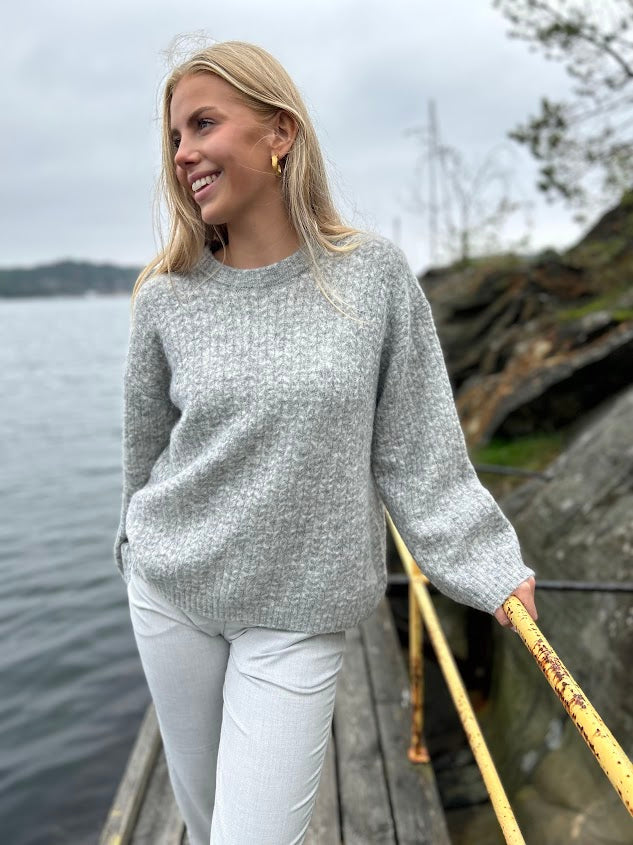 Magalie Light Grey genser