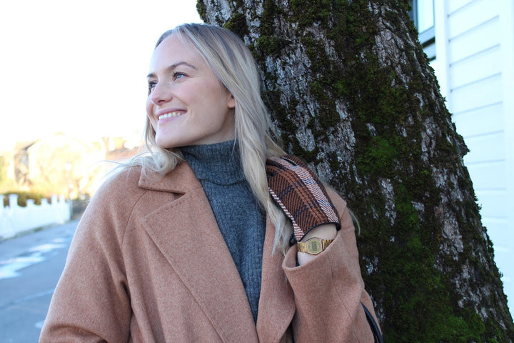 Elisha knit bib hals