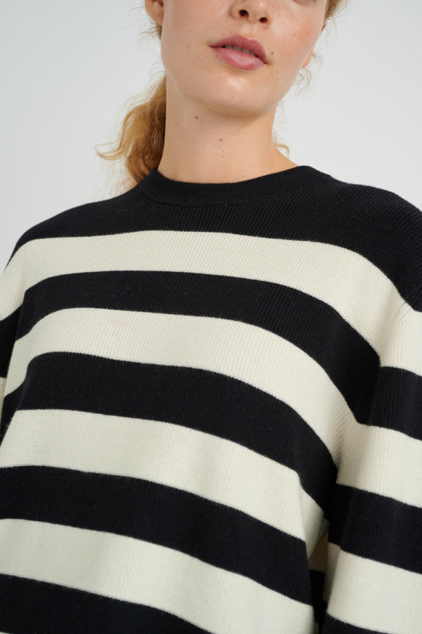 Abigail Pullover