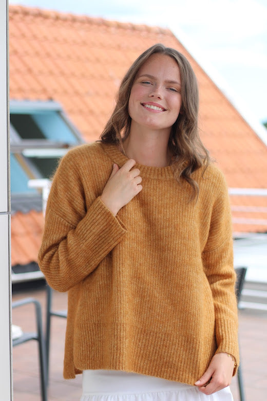 Brooky strikkegenser