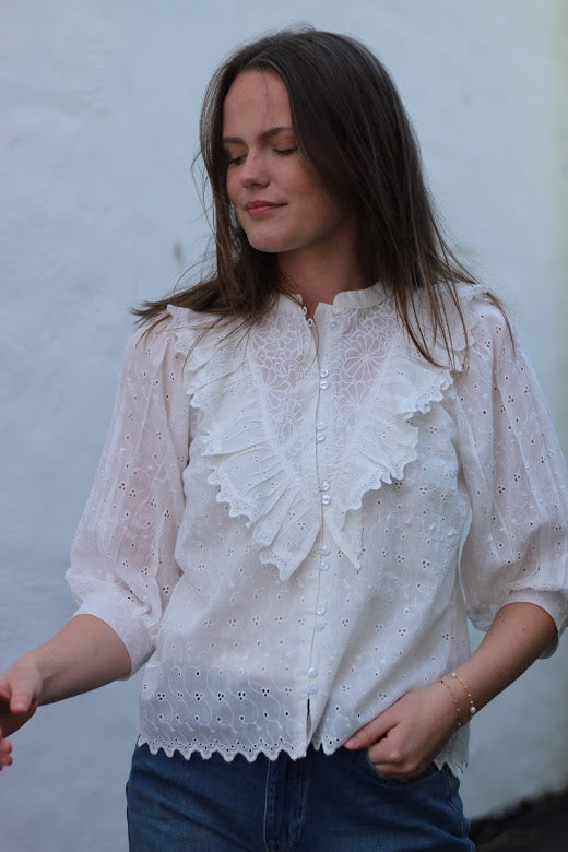 Broderie Anglaise skjorte