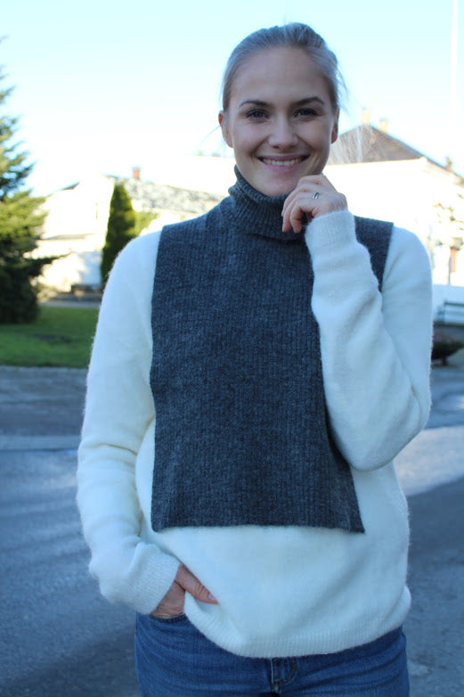 Elisha knit bib hals