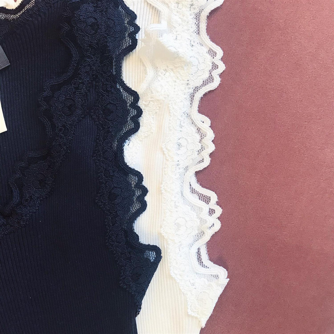 Classic silk top with lace