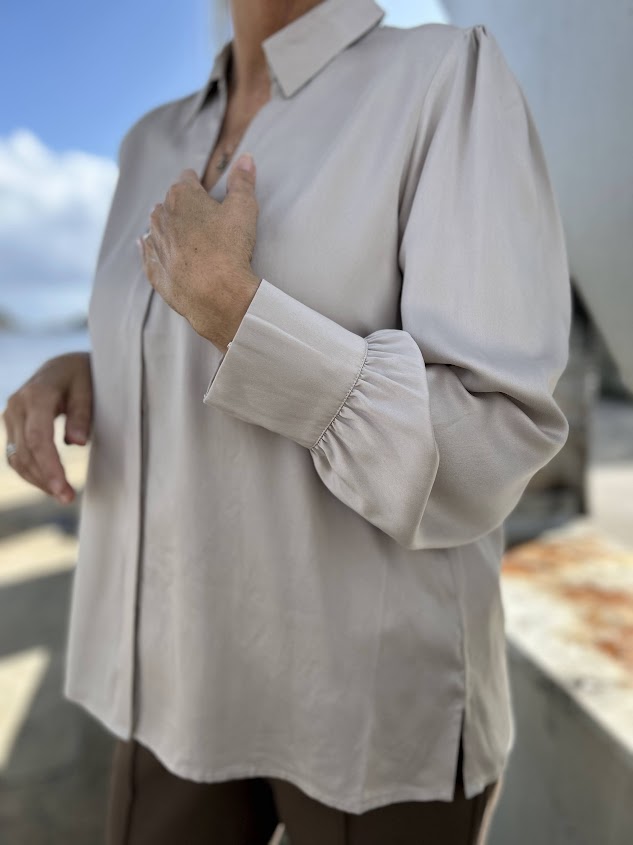 Lisbeth Silkeskjorte