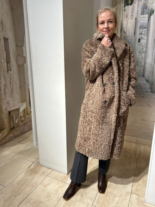 Kidman Coat