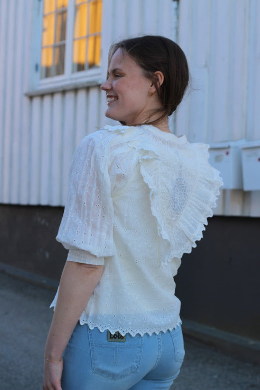 Broderie Anglaise skjorte