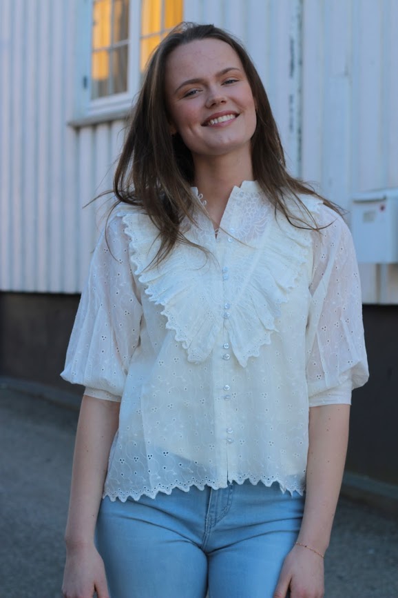 Broderie Anglaise skjorte