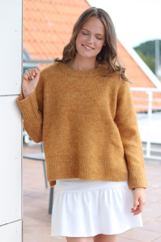 Brooky strikkegenser