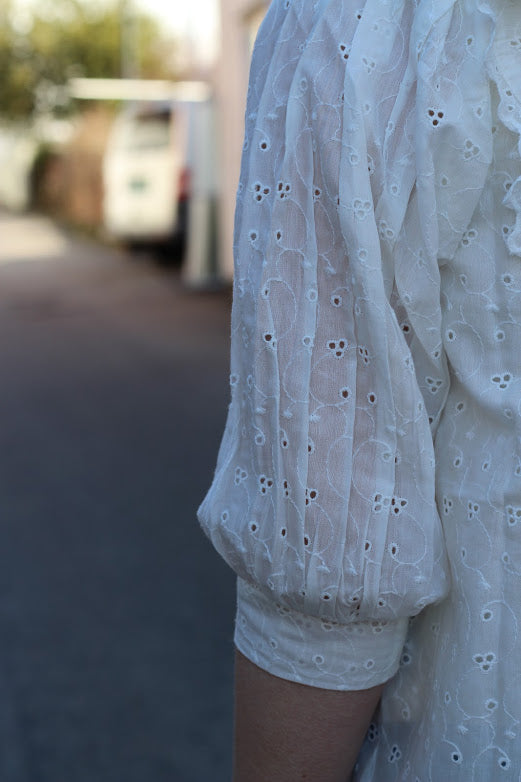 Broderie Anglaise skjorte