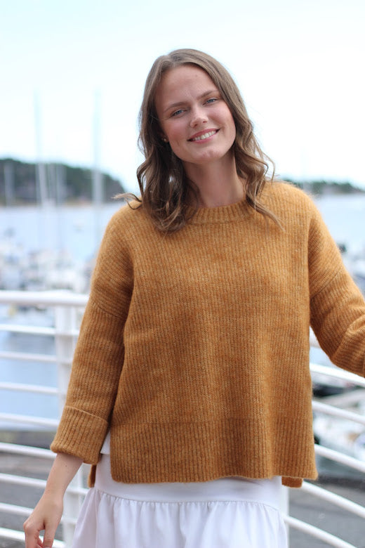 Brooky strikkegenser