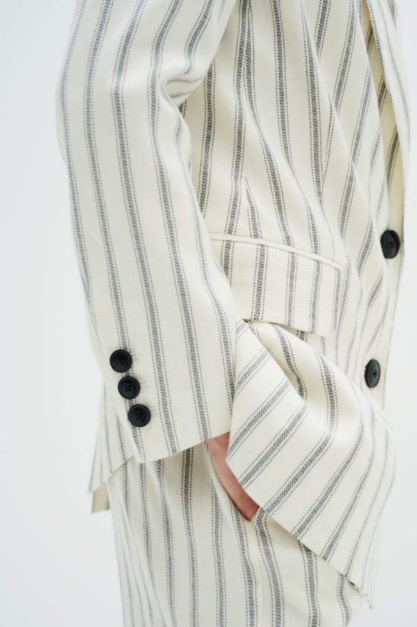 Quin Blazer