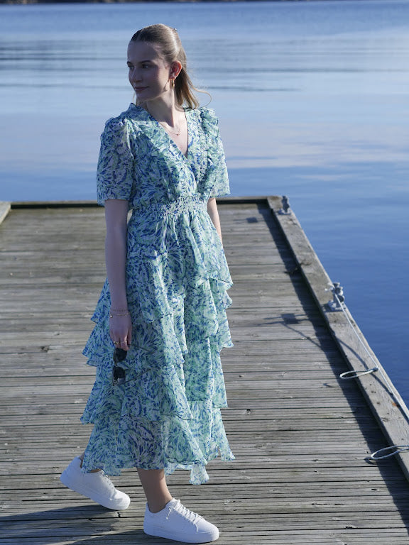 Laylee Dress w Tiered Skirt